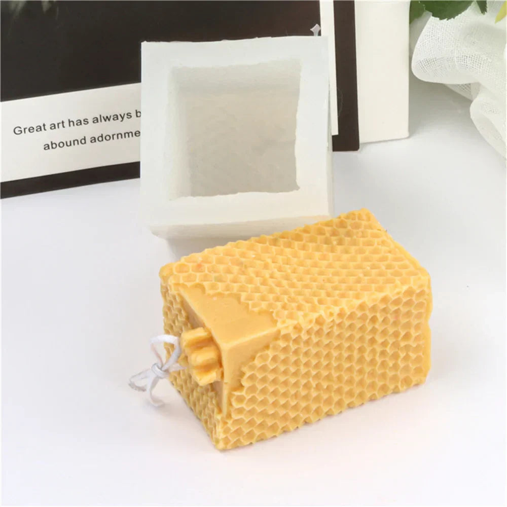 3D Honeycomb Beeswax Aromatherapy Handmade Candle With Mold